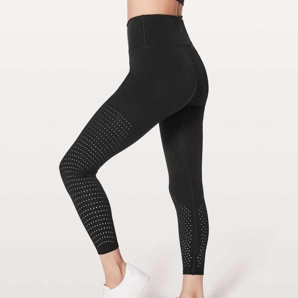 Lululemon Reveal 7/8 Tight *Vortex 25"